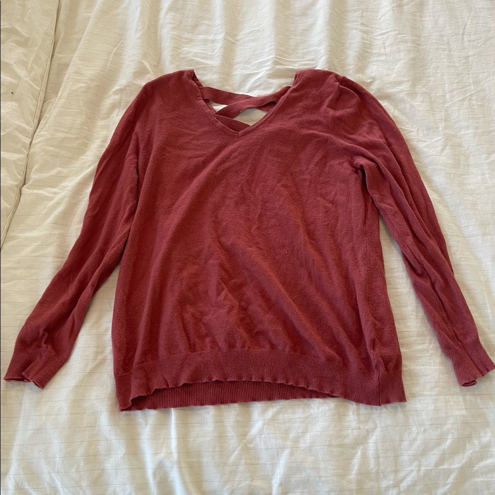 LOVE ELLIE Mia Back Detail Pullover (stitch fix)
